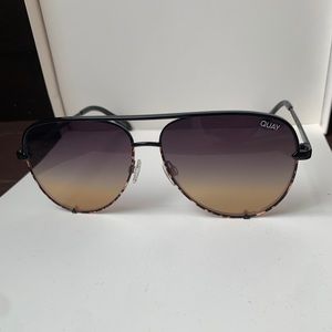 Quay HIGH KEY Sunglasses